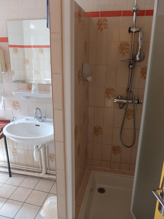 Les Messageries Hotel Saint-Flour  Room photo