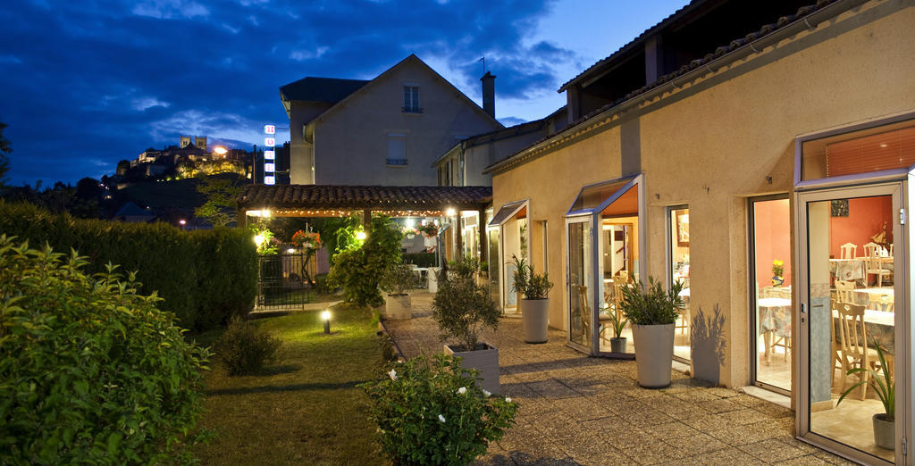 Les Messageries Hotel Saint-Flour  Exterior photo