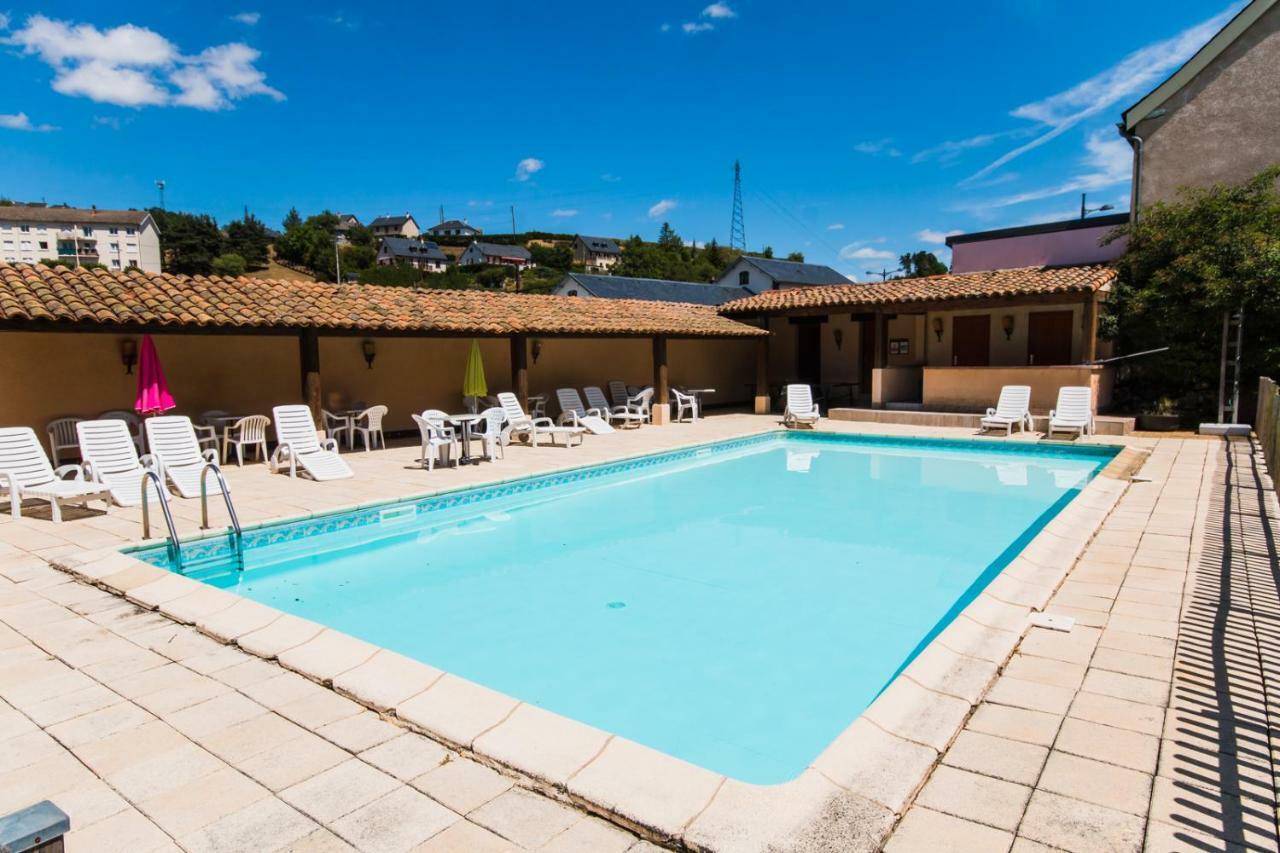 Les Messageries Hotel Saint-Flour  Exterior photo