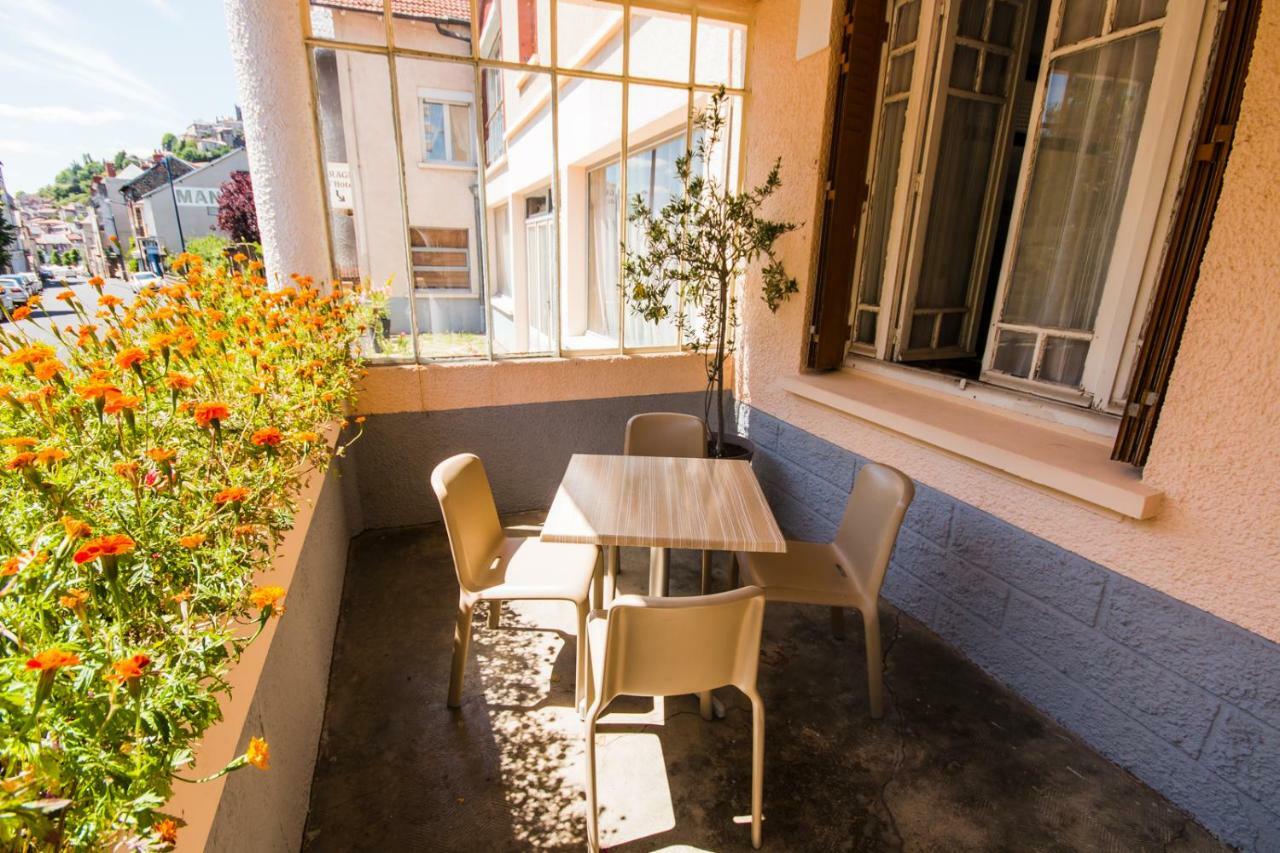 Les Messageries Hotel Saint-Flour  Exterior photo